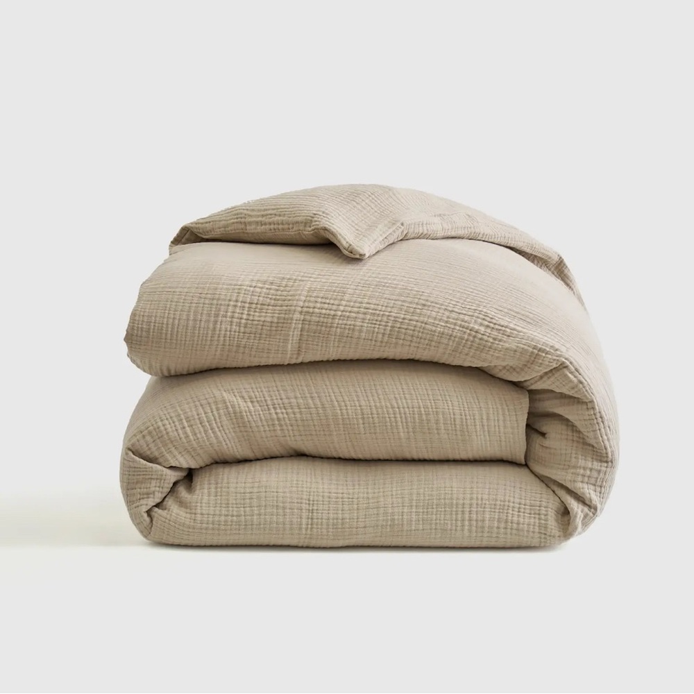 NWT Quince Organic Airy Gauze Queen Duvet Cover in Dune